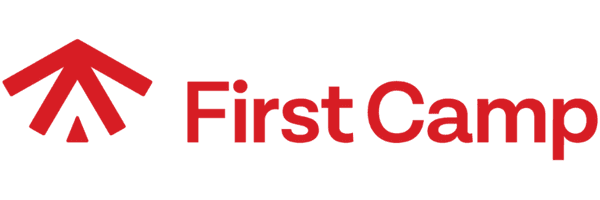 Få 10-15 % hos First Camp